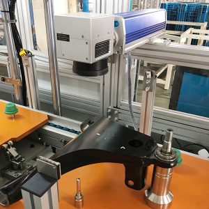 三角摆臂在线自动打标系统