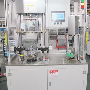 旋转卡紧压铆钉